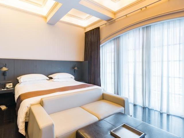 Jinjiang Inn Nanjing Road Pedestrian Streeteast Asia Hotel Шанхай Екстериор снимка