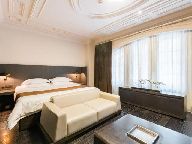 Jinjiang Inn Nanjing Road Pedestrian Streeteast Asia Hotel Шанхай Екстериор снимка